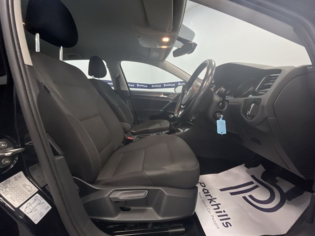 Used Volkswagen Golf 2017 for sale - 76110448: Photo 20