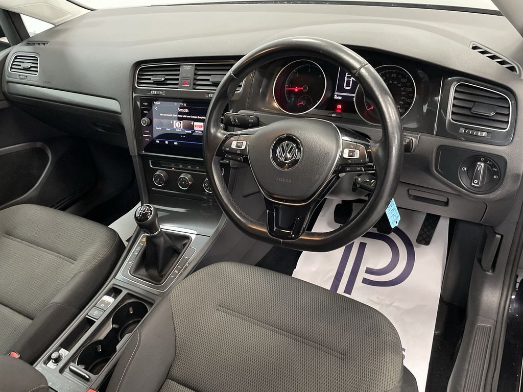 Used Volkswagen Golf 2017 for sale - 76110448: Photo 21