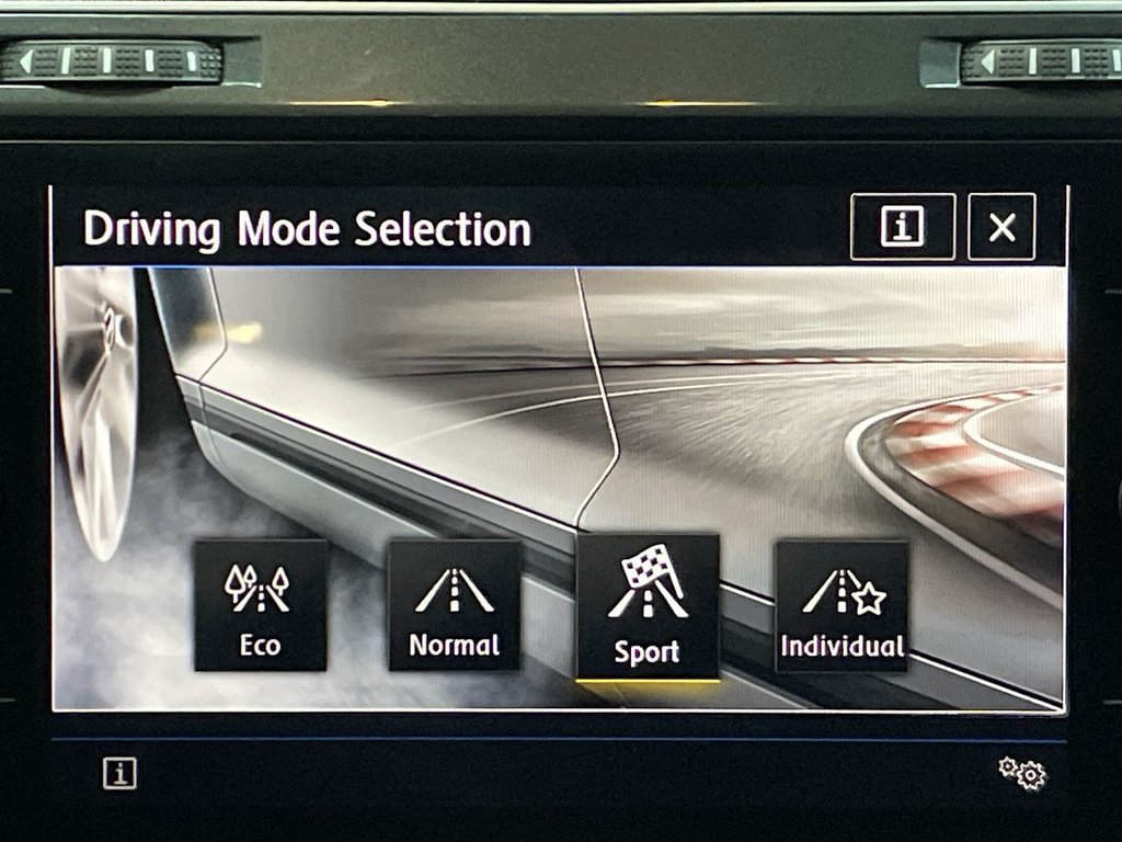 Used Volkswagen Golf 2017 for sale - 76110448: Photo 33