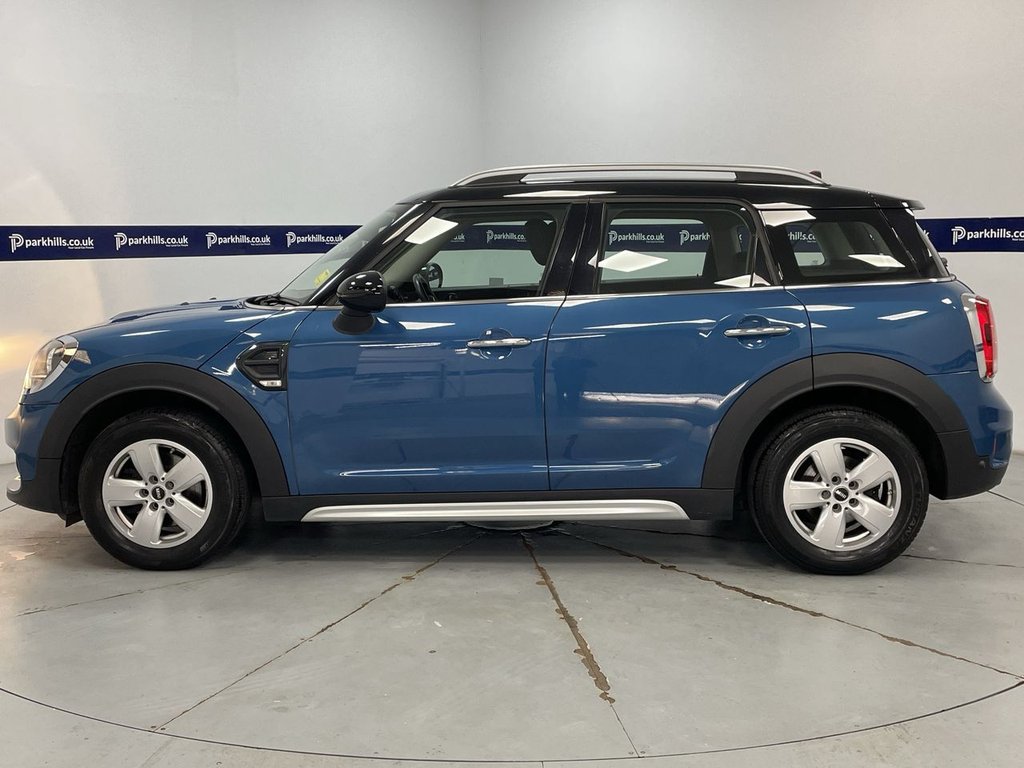 Used MINI Countryman 2017 for sale - 76345522: Photo 2