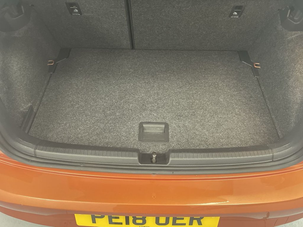 Used Volkswagen Polo 2018 for sale - 76110402: Photo 38