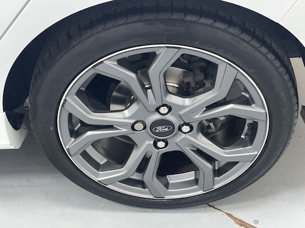 Used Ford Fiesta 2019 for sale - 76312885: Photo 13