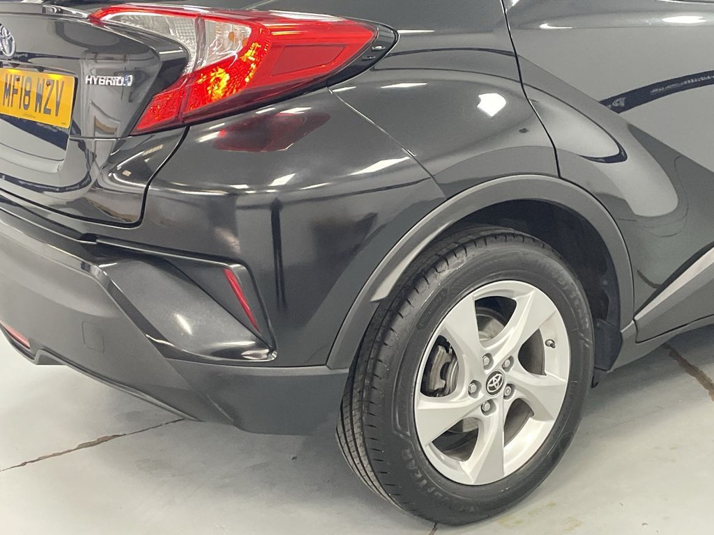 Used Toyota C-HR 2018 for sale - 76202913: Photo 24