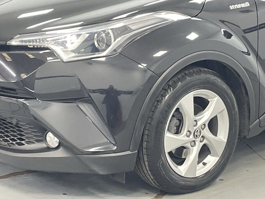 Used Toyota C-HR 2018 for sale - 76202913: Photo 25