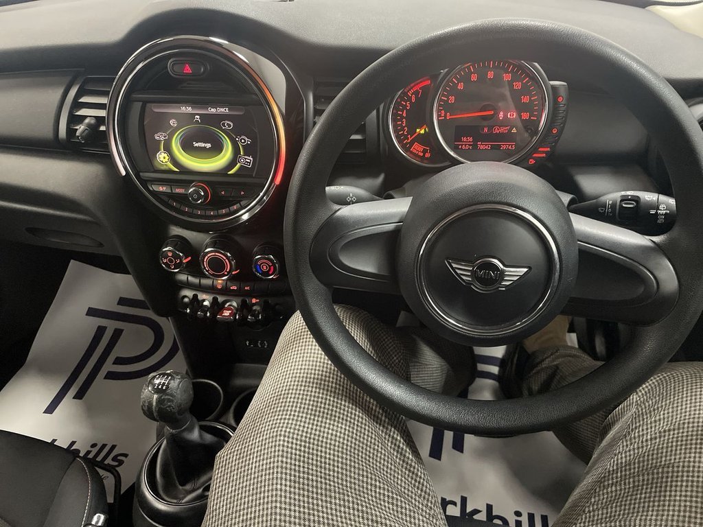 Used MINI Hatch 2016 for sale - 76698909: Photo 26