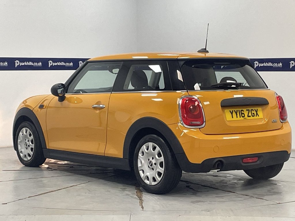 Used MINI Hatch 2016 for sale - 76698909: Photo 4