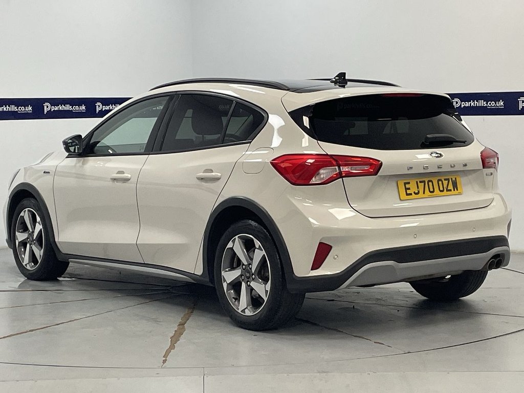 Used Ford Focus 2020 for sale - 76110416: Photo 3