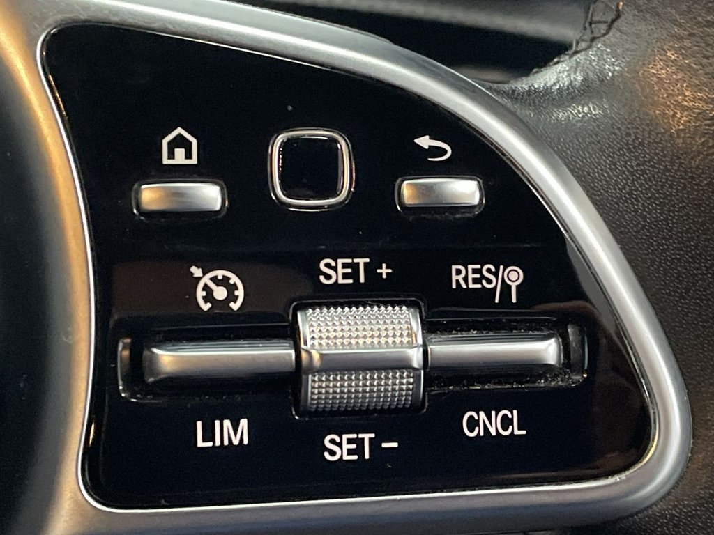 Used Mercedes-Benz A-Class 2018 for sale - 76110437: Photo 32
