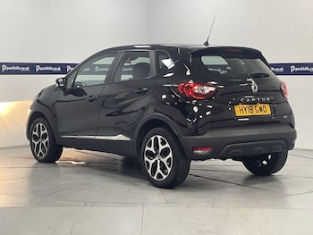 Used Renault Captur 2018 for sale - 76110434: Photo