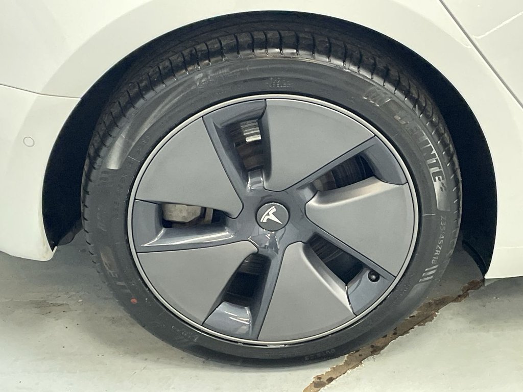 Used Tesla Model 3 2021 for sale - 76110421: Photo 25