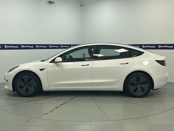 Used Tesla Model 3 2021 for sale - 76110421: Photo 2