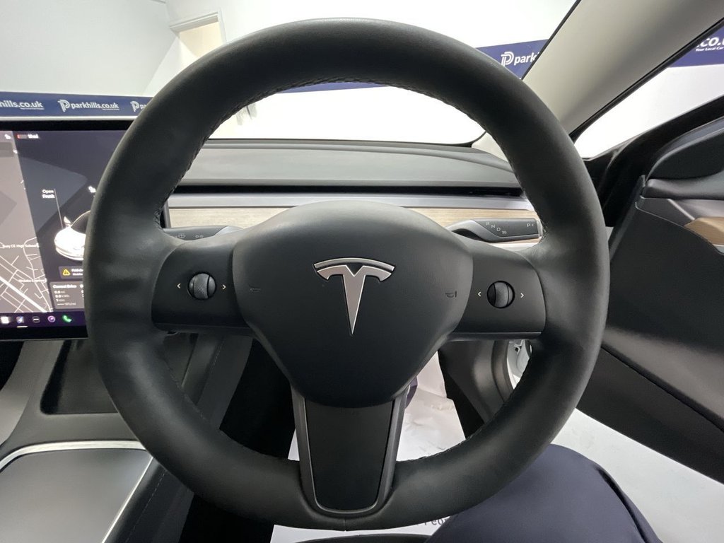 Used Tesla Model 3 2021 for sale - 76110421: Photo 30