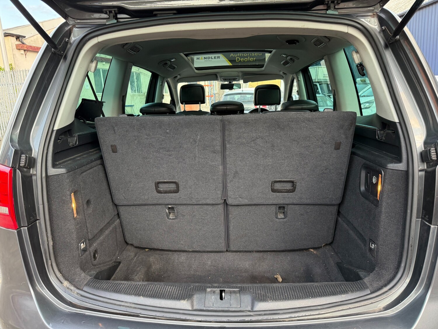 Used Volkswagen Sharan 2013 for sale - 76879743: Photo 22