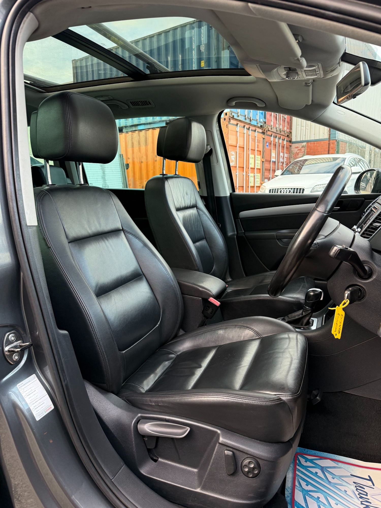 Used Volkswagen Sharan 2013 for sale - 76879743: Photo 9