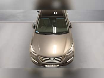 Used Hyundai Santa Fe 2015 for sale - 79664131: Photo
