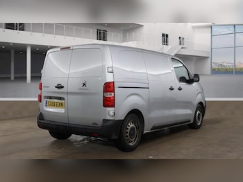 Used Peugeot Expert 2019 for sale - 77934752: Photo