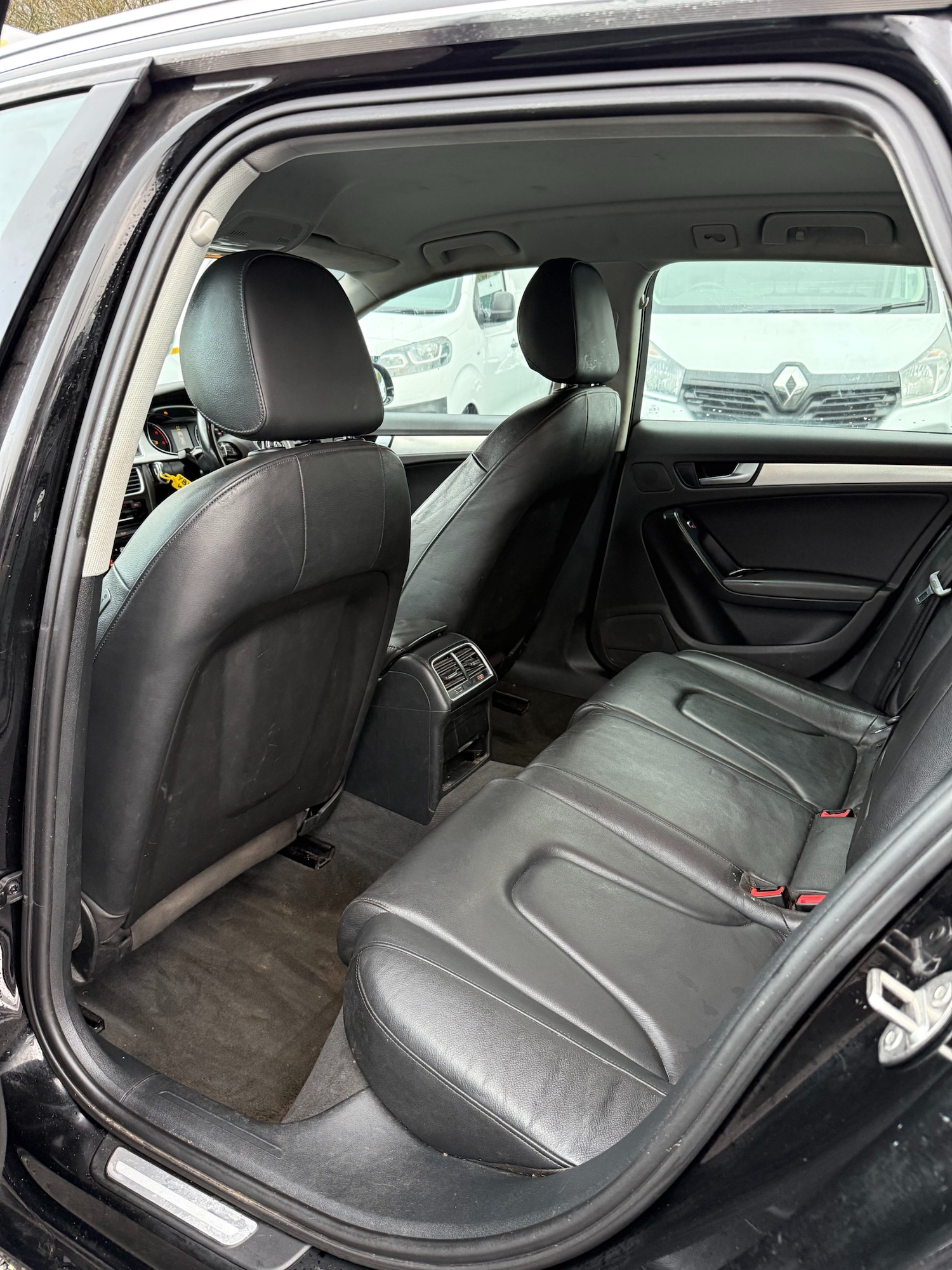 Used Audi A4 2015 for sale - 76684563: Photo 19