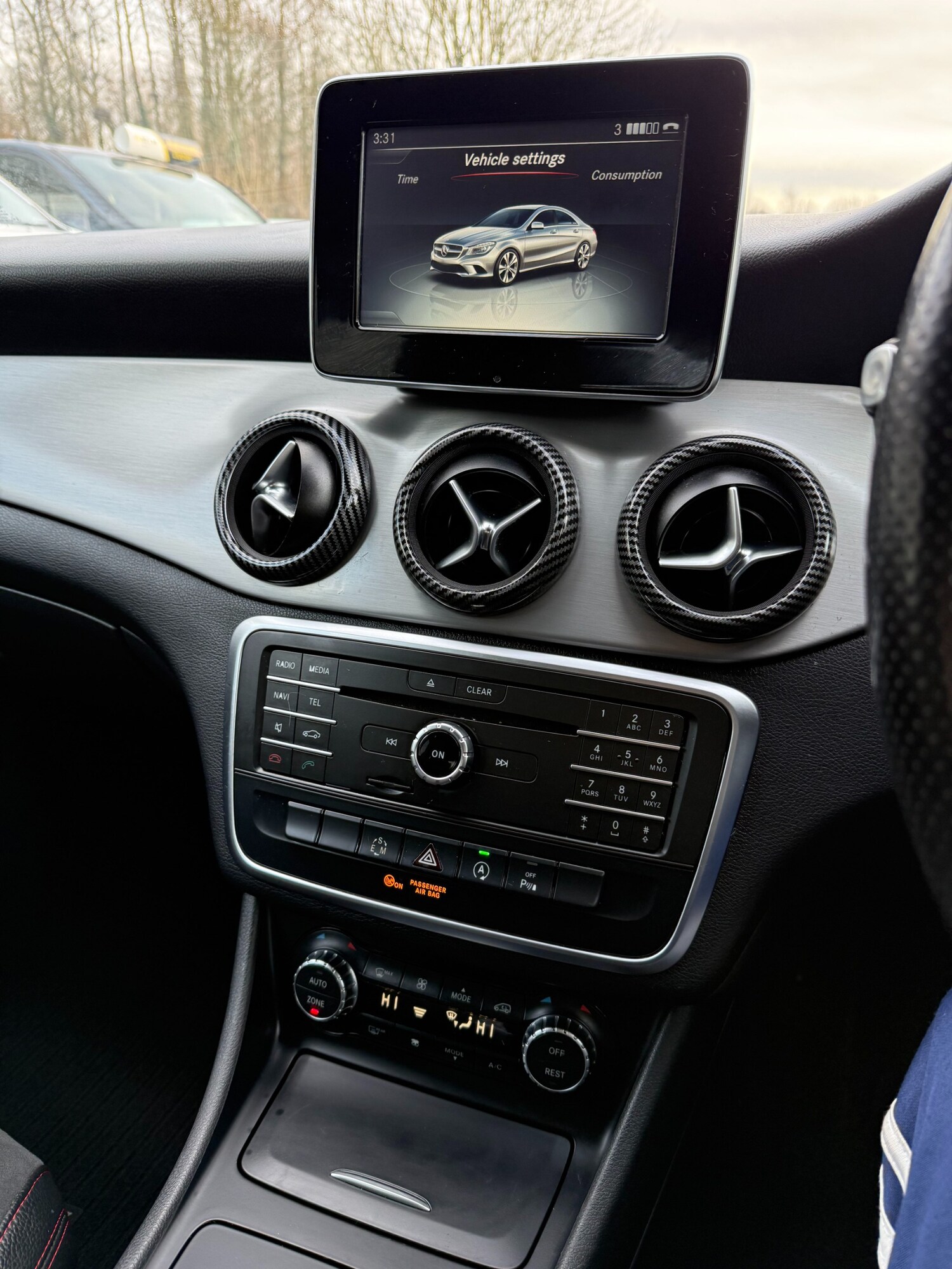 Used Mercedes-Benz CLA 2015 for sale - 77535675: Photo 25