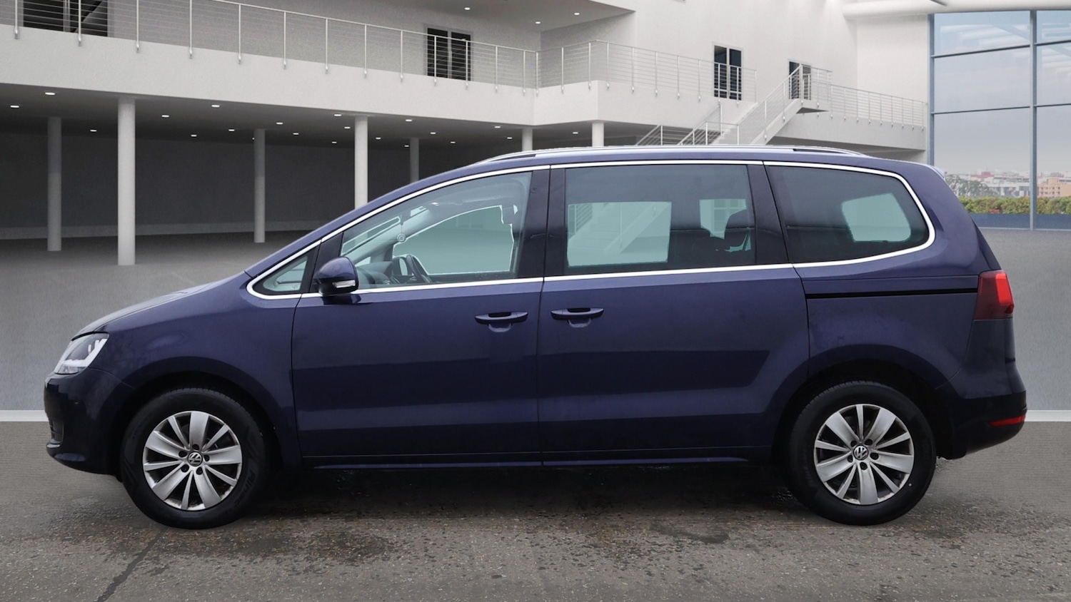 Used Volkswagen Sharan 2016 for sale - 76552007: Photo 6