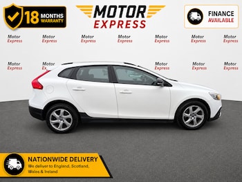 Used Volvo V40 2015 for sale - 79277911: Photo