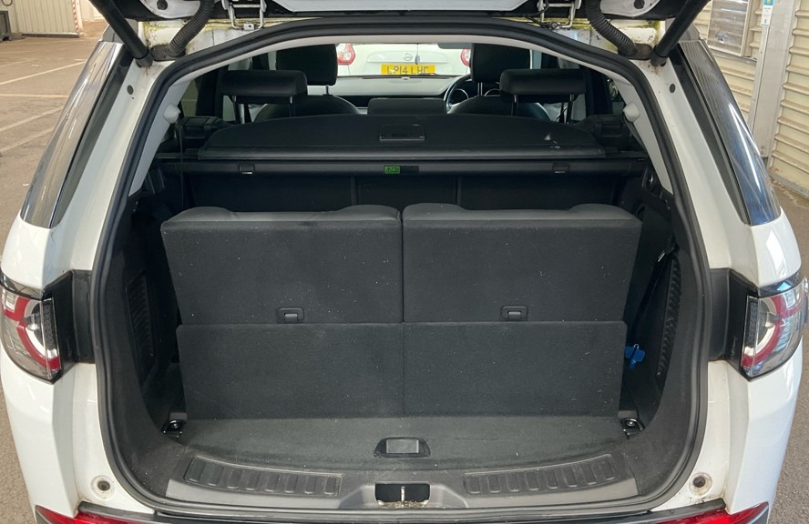 Used Land Rover Discovery Sport 2015 for sale - 77984943: Photo 11