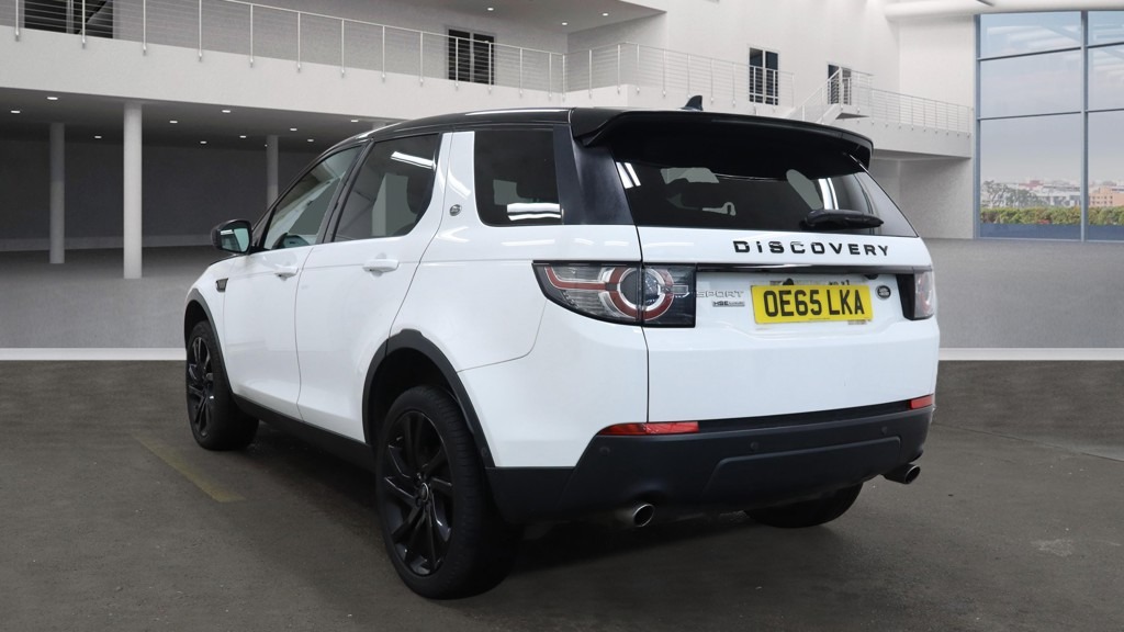 Used Land Rover Discovery Sport 2015 for sale - 77984943: Photo 4