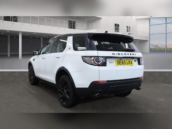 Used Land Rover Discovery Sport 2015 for sale - 77984943: Photo