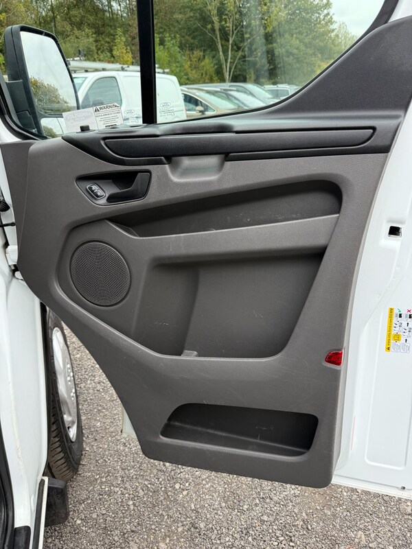Used Ford Transit Custom 2019 for sale - 76230283: Photo 21