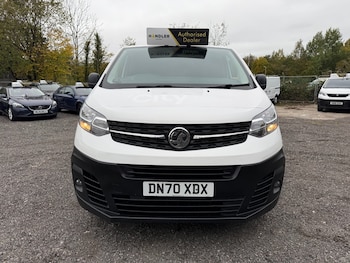 Used Vauxhall Vivaro 2021 for sale - 76026290: Photo 2