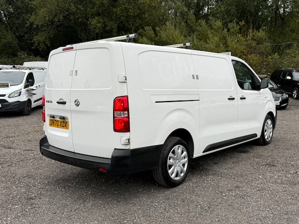 Used Vauxhall Vivaro 2021 for sale - 76026290: Photo 4