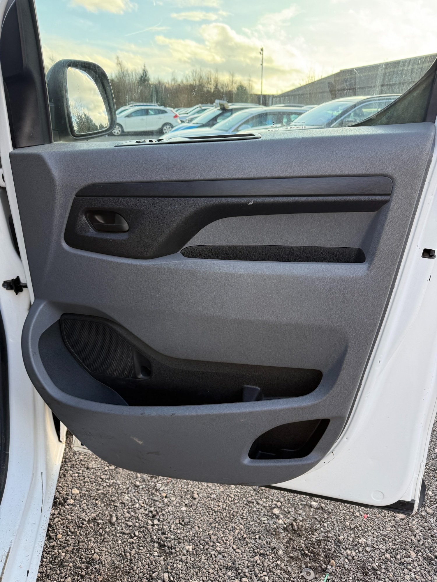 Used Peugeot Expert 2018 for sale - 76971679: Photo 24