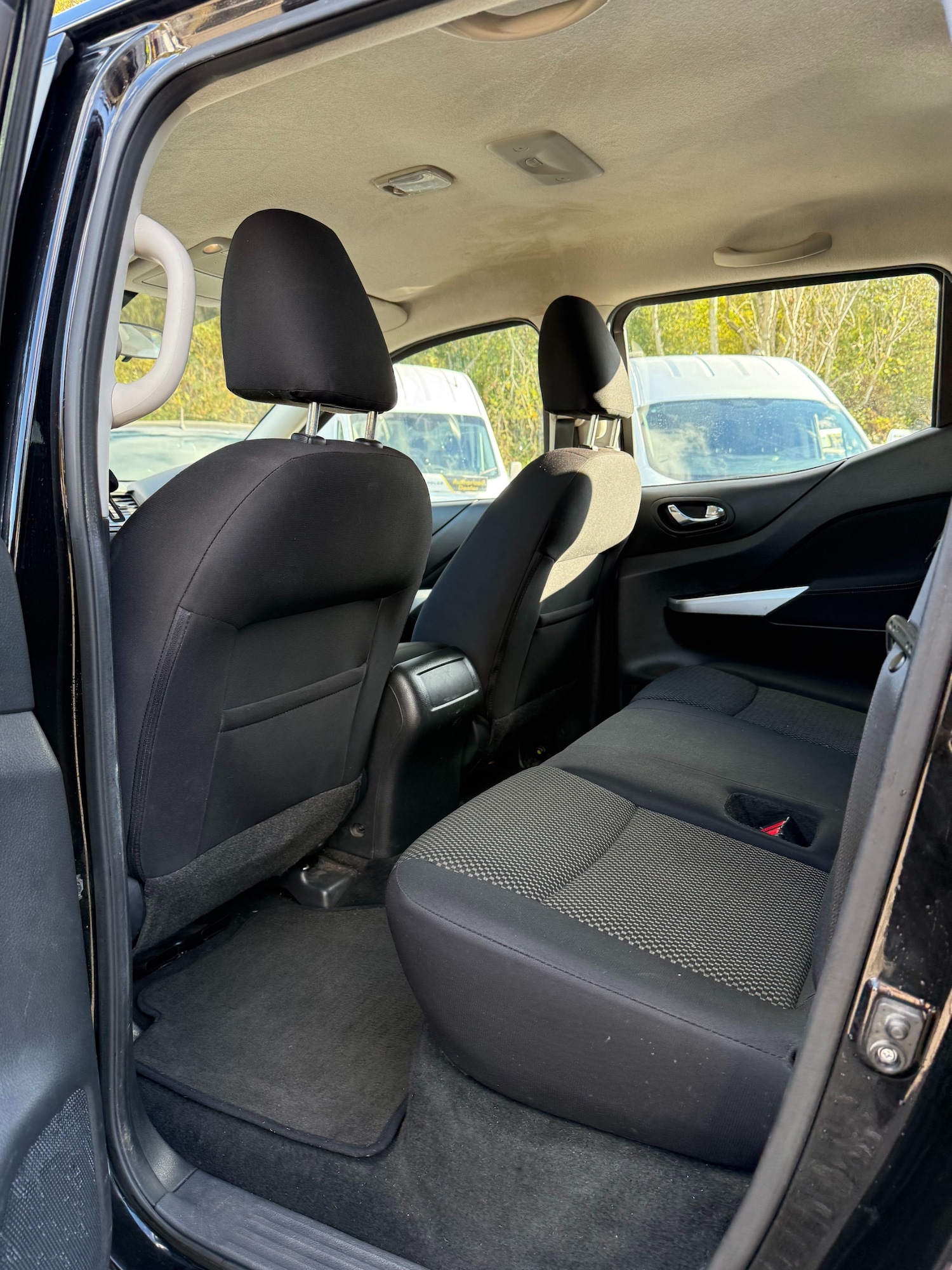 Used Nissan Navara 2020 for sale - 76320635: Photo 18