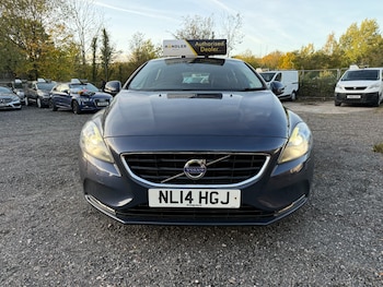 Used Volvo V40 2014 for sale - 76131626: Photo