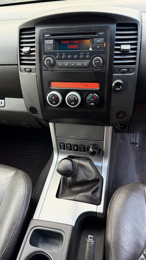 Used Nissan Navara 2015 for sale - 76022771: Photo 14