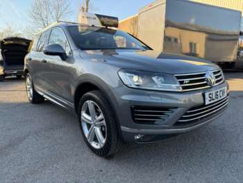 Used Volkswagen Touareg 2016 for sale - 74086311: Photo