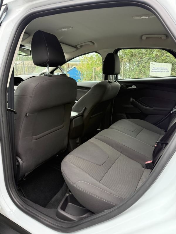 Used Ford Focus 2014 for sale - 76244409: Photo 18