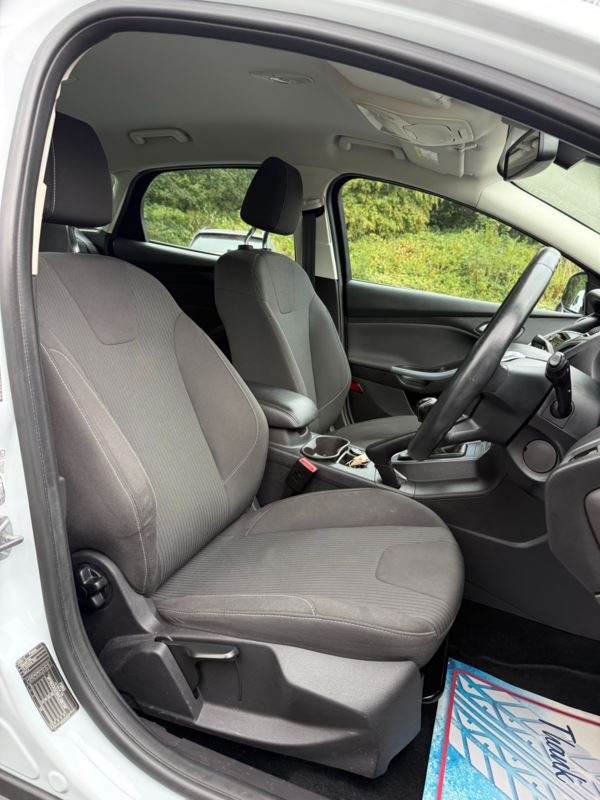 Used Ford Focus 2014 for sale - 76244409: Photo 9