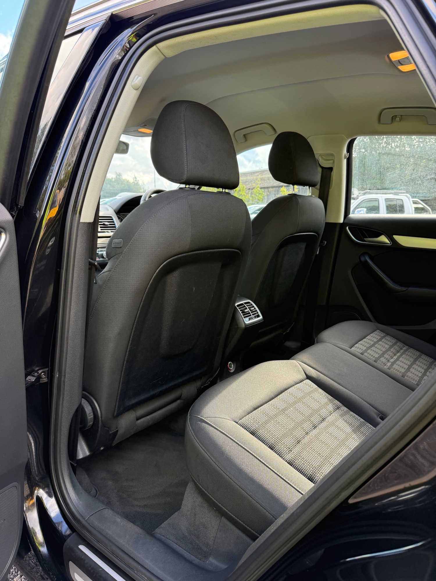 Used Audi Q3 2016 for sale - 78039014: Photo 19