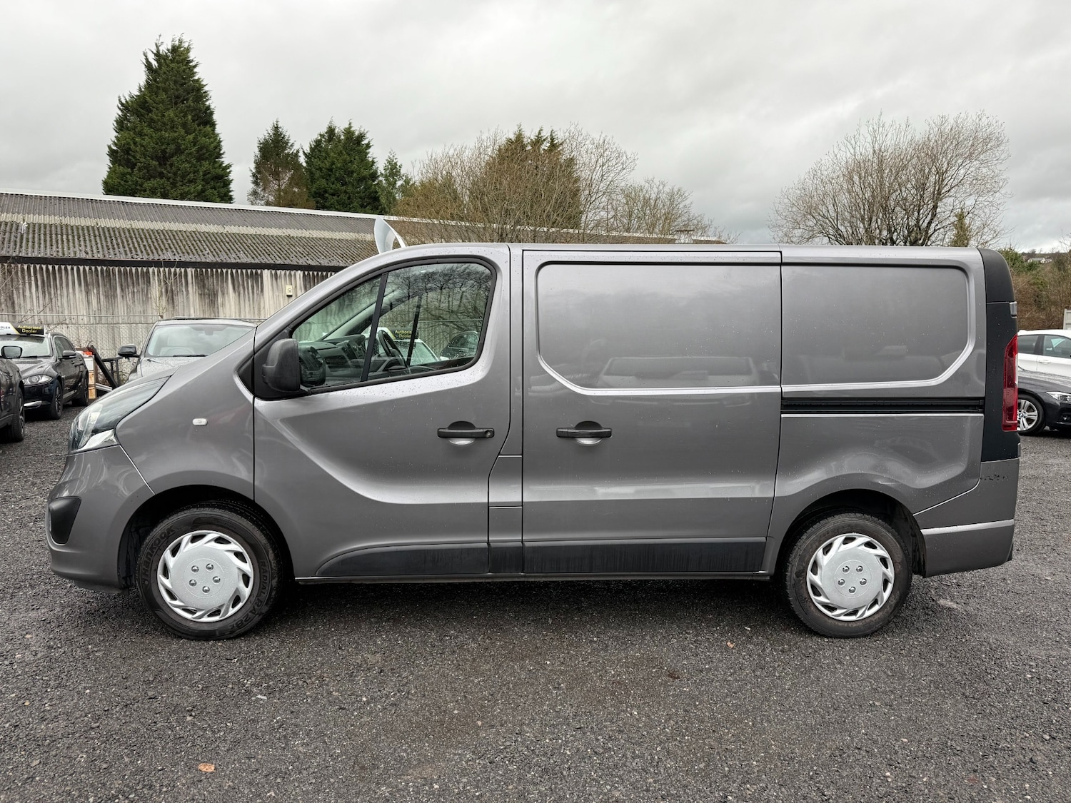 Used Vauxhall Vivaro 2018 for sale - 76893012: Photo 5