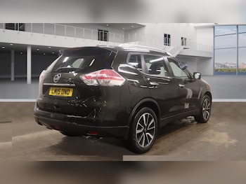 Used Nissan X-Trail 2015 for sale - 76392243: Photo