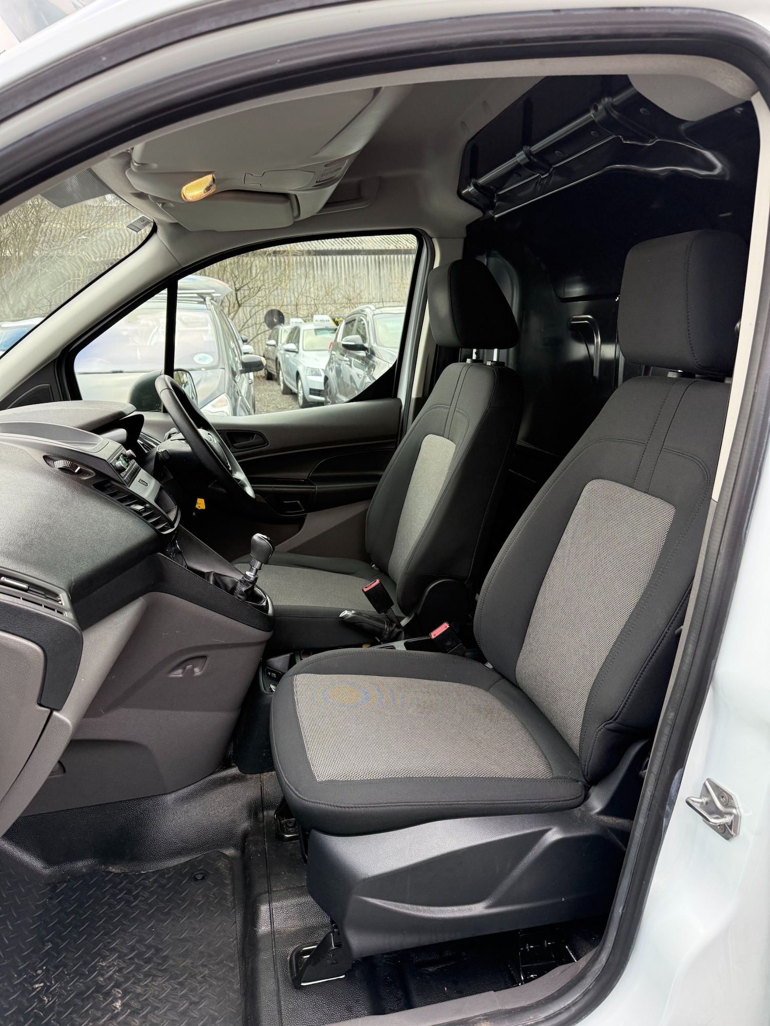 Used Ford Transit Connect 2020 for sale - 78198184: Photo 15