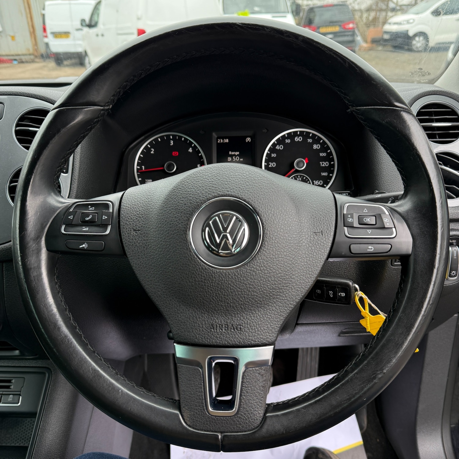 Used Volkswagen Tiguan 2015 for sale - 77536156: Photo 13