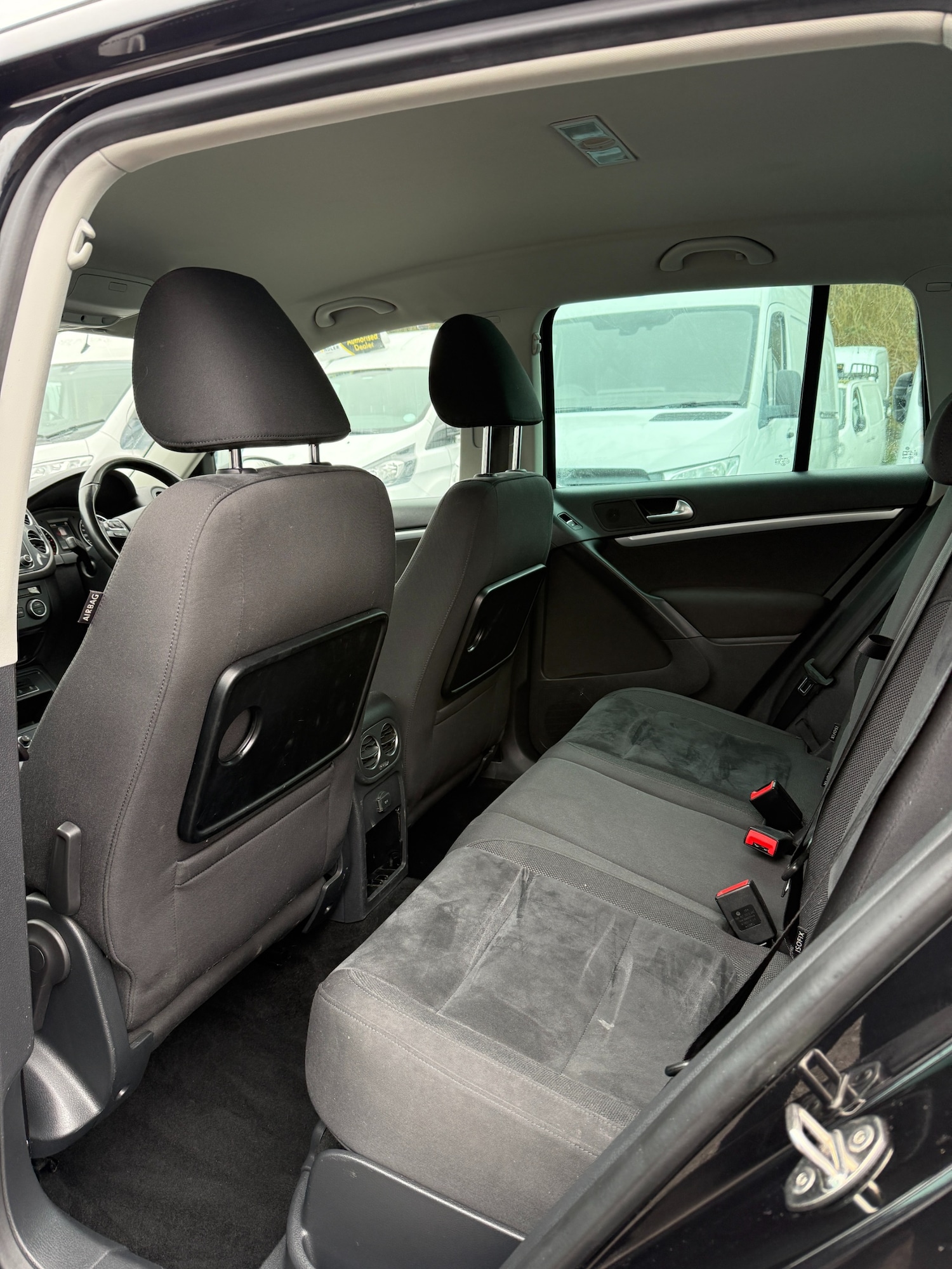 Used Volkswagen Tiguan 2015 for sale - 77536156: Photo 32