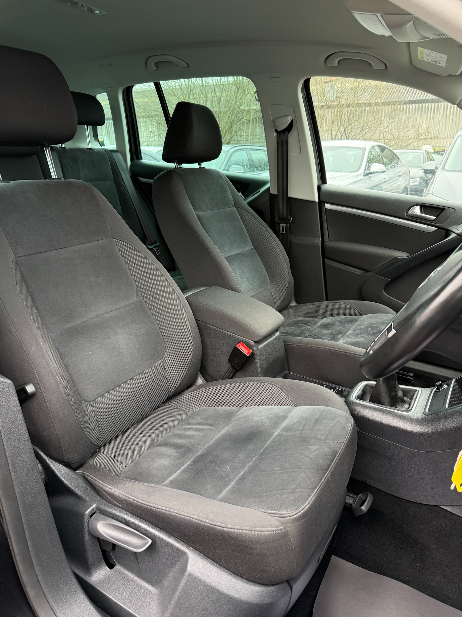 Used Volkswagen Tiguan 2015 for sale - 77536156: Photo 9