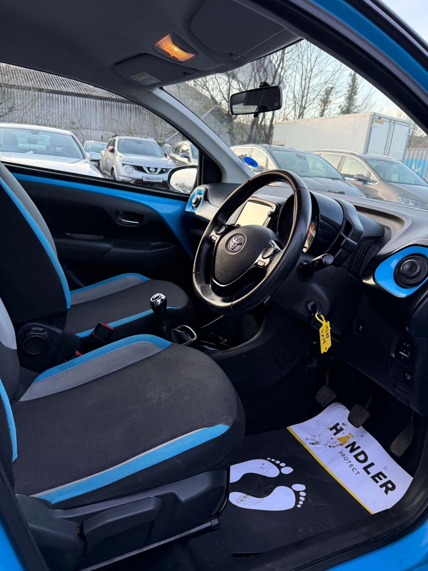 Used Toyota AYGO 2015 for sale - 77536095: Photo 10