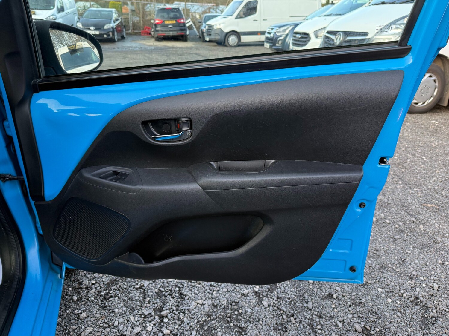 Used Toyota AYGO 2015 for sale - 77536095: Photo 23