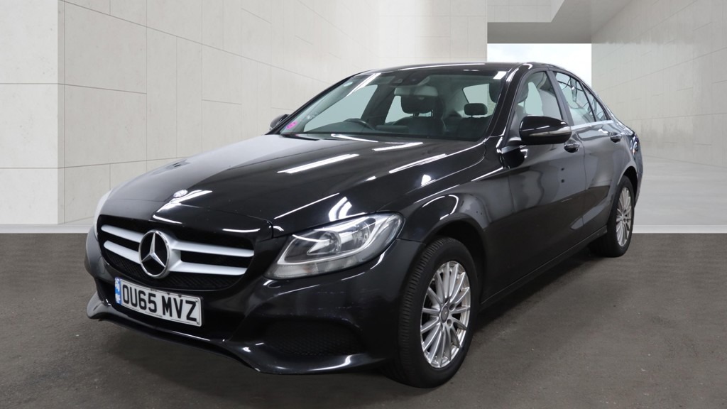 Used Mercedes-Benz C Class 2015 for sale - 78092832: Photo 2