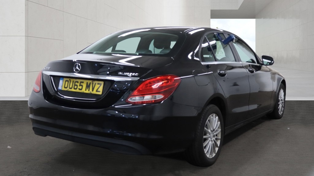 Used Mercedes-Benz C Class 2015 for sale - 78092832: Photo 3