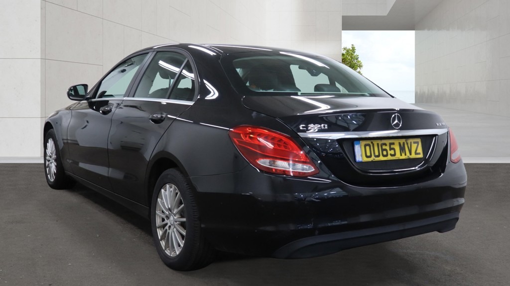 Used Mercedes-Benz C Class 2015 for sale - 78092832: Photo 4