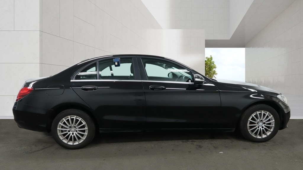 Used Mercedes-Benz C Class 2015 for sale - 78092832: Photo 5